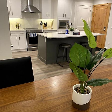 Luxury Unit In The Heart Of Canmore Luaran gambar