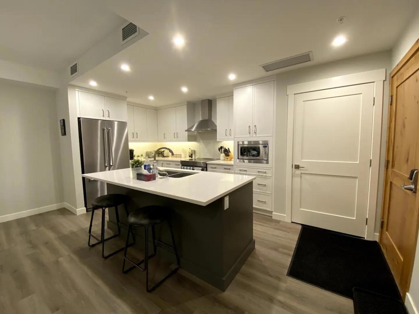 Luxury Unit In The Heart Of Canmore Luaran gambar